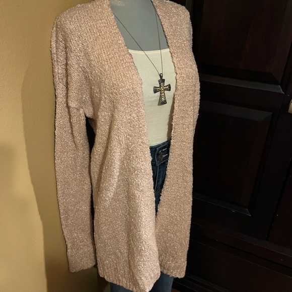 Ruby Moon Popcorn Cardigan - Picture 4 of 13